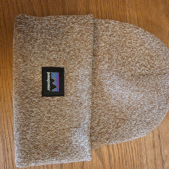 Patagonia Everday Beanie Set Of 2 - Blue and Brown - Picture 2 of 13